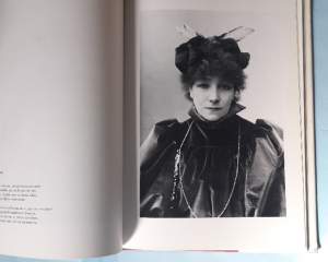 SARAH BERNARDT VUE PAR LES NADAR (1982)