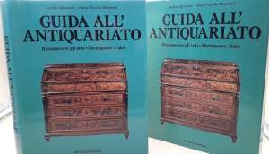 GUIDA ALL'ANTIQUARIATO-RICONOSCERE GLI STILI-DISTINGUERE I FALSI(1987)