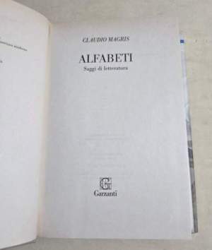 Alfabeti : saggi di letteratura