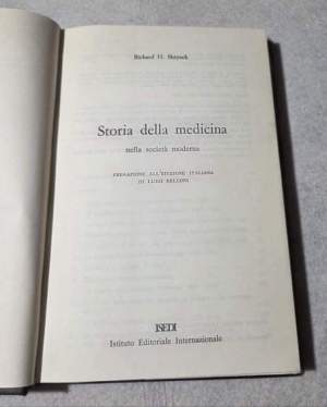Storia della Medicina nella societa' moderna