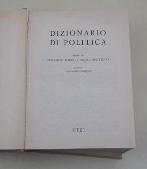 Dizionario di politica